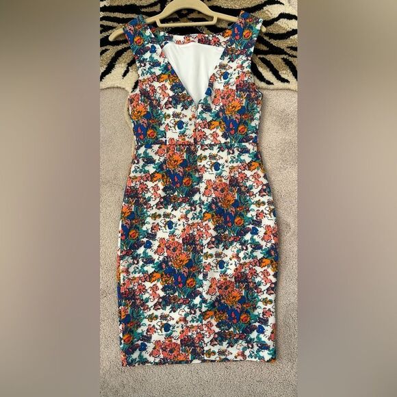 Plenty by Tracy Reese White Floral Neoprene “Ginger” Sleeveless Sheath Dress 4 - Picture 3 of 4